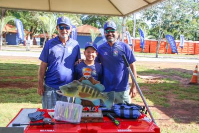Visita SCFV Florestinha e Escola Odeir - Torneio de Pesca (13)