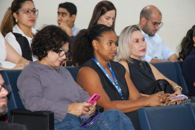 AUDI&Ecirc;NCIA P&Uacute;BLICA DA SA&Uacute;DE (10)