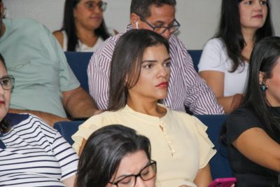 AUDI&Ecirc;NCIA P&Uacute;BLICA DA SA&Uacute;DE (8)