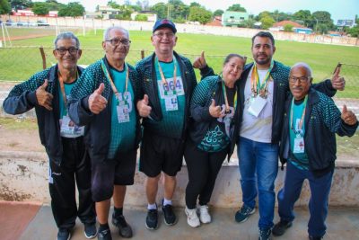 JOGOS E PREMIA&Ccedil;&Atilde;O MELHOR IDADE 21-05 (15)