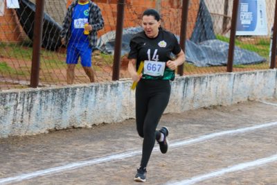JOGOS E PREMIA&Ccedil;&Atilde;O MELHOR IDADE 21-05 (22)