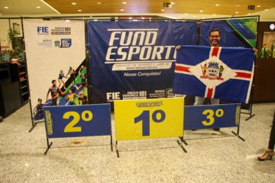 JOGOS E PREMIA&Ccedil;&Atilde;O MELHOR IDADE 21-05 (97)