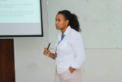 TREINAMENTO INSERÇÃO DO IMPLANON 28-05 (2)