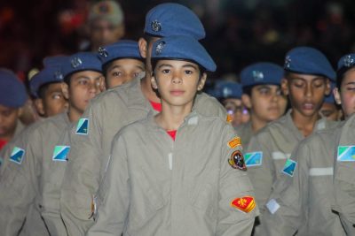 DESFILE CIVICO 18-06 (1)