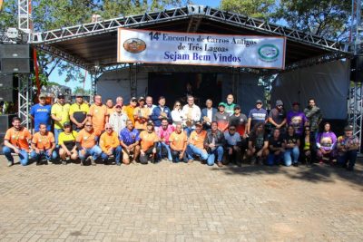 ENCONTRO DE CARROS ANTIGOS (68)