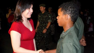 2031-simone-participa-de-formatura-do-pelotao-mirim