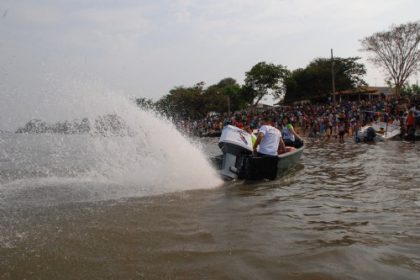 2041-simone-prestigia-o-5-arrancadao-de-barcos-do-jupia