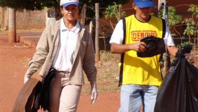 2050-arrastao-recolhe-cerca-de-300m-de-lixo