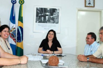 2058-simone-autoriza-construcao-de-salas-de-informatica