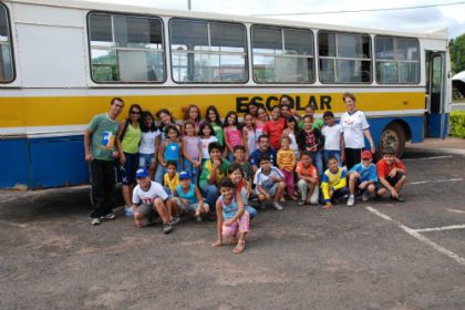 2246-projeto-recreio-de-ferias-leva-criancas-para-passeio