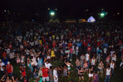 2264-carnalegria-supera-expectativas-em-sua-primeira-noite