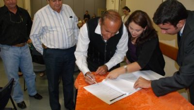 2405-prefeitura-de-tres-lagoas-participa-de-assinatura-de-resultados-de-projetos