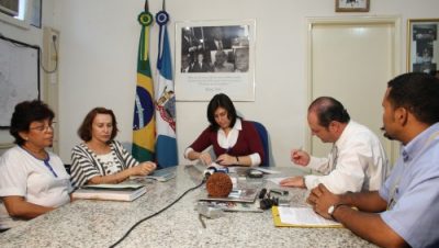 2435-prefeitura-assina-renovacao-de-convenio-com-aabb-comunidade