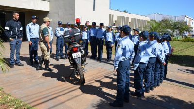 25522-educandos-do-programa-patrulha-mirim-visitam-o-deptran