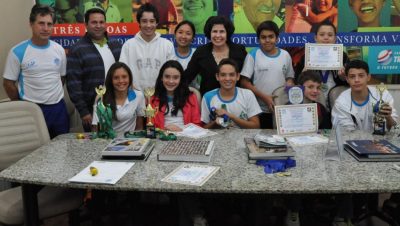 26156-prefeita-marcia-moura-recebe-atletas-da-natacao