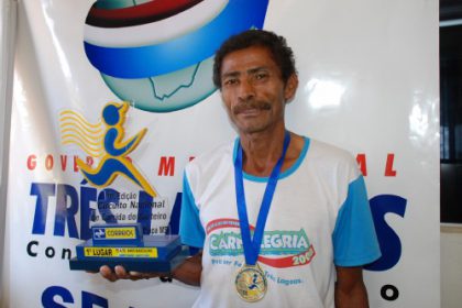 2690-atleta-tres-lagoense-vence-o-circuito-nacional-de-corrida-do-carteiro
