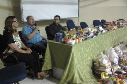 27201-semec-entrega-alimentos-em-comemoracao-ao-dia-do-profissional-de-educacao-fisica