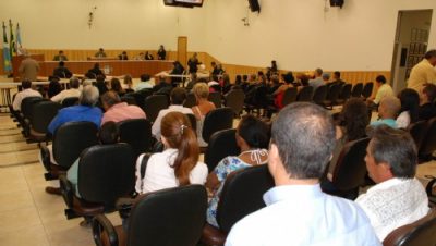 2729-vereadores-retomam-sessoes-no-novo-plenario-da-camara