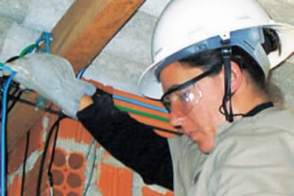 2744-projeto-da-elektro-beneficia-250-familias-de-tres-lagoas