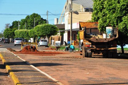 27559-estacionamento-em-frente-ao-jomap