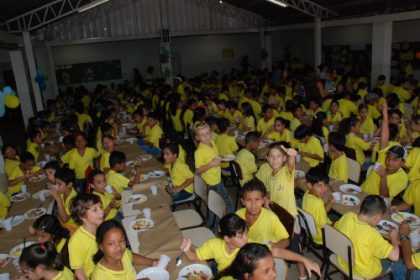 2774-escolas-e-ceis-festejam-o-dia-das-criancas