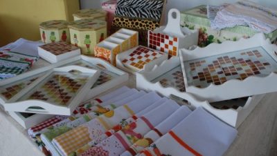 2858-professores-realizam-exposicao-de-trabalhos-manuais-e-artesanais