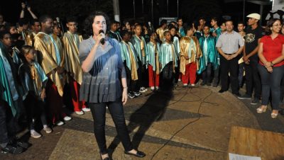 28887-prefeitura-inicia-festividades-natalinas