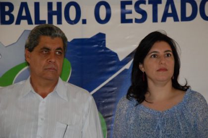 2928-simone-participa-de-assinatura-de-convenio-de-qualificacao