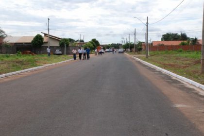 2941-inaugurado-asfalto-da-rua-de-acesso-ao-detran