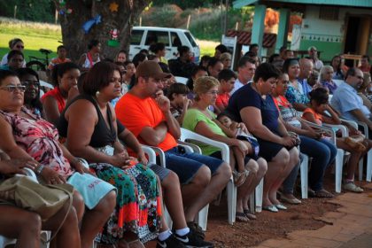 29958-audicao-festiva-de-natal-encerra-atividades-do-projeto-cristo-redentor-em-2013