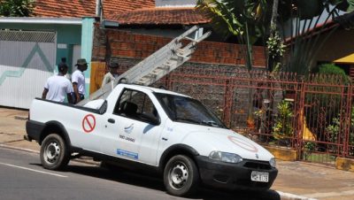 30226-dengue-nas-caixas-d-agua-destampadas