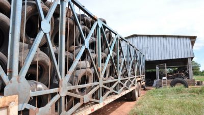 30510-ecoponto-realiza-carregamento-de-pneus-inserviveis-nesta-quinta-feira