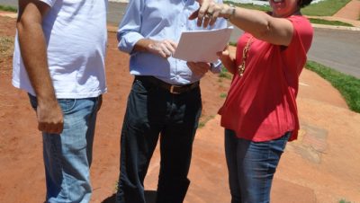 30669-prefeitura-estuda-alternativas-para-transporte-escolar-no-residencial-novo-oeste