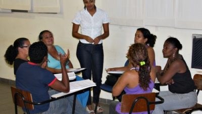 3130-saude-inicia-curso-para-cuidador-de-idosos