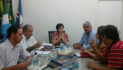 32027-reuniao-para-solucao-da-falta-de-medicamentos