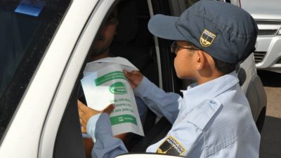 32769-patrulheiros-mirins-do-transito-participam-de-blitz-educativa