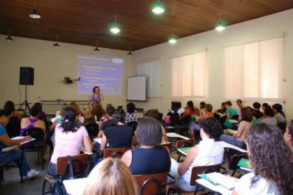 3286-professores-da-rede-publica-sao-capacitados-pelo-sistema-positivo