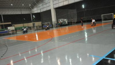 32963-prefeita-acompanha-treino-de-alunos-da-apae