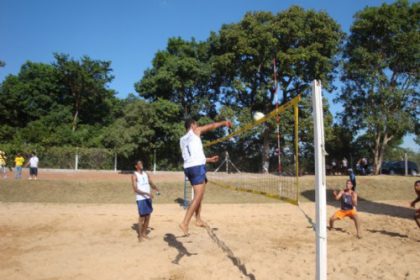 3502-duplas-se-classificam-para-etapa-estadual-de-volei-de-praia