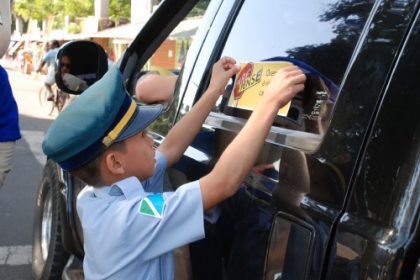 3509-blitz-educativa-encerra-atividades-da-semana-de-transito