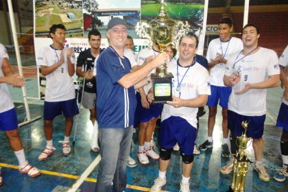 359-jats12-finalvm-premcampeageral