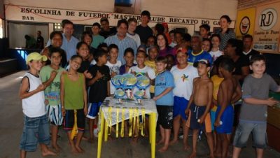 3777-escolinha-da-sejuvel-vence-final-de-campeonato-em-ilha-solteira