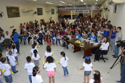 38117-lancamento-da-ana