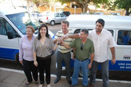 3970-simone-entrega-veiculos-para-secretarias