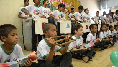 39840-projeto-ate-latas-crase