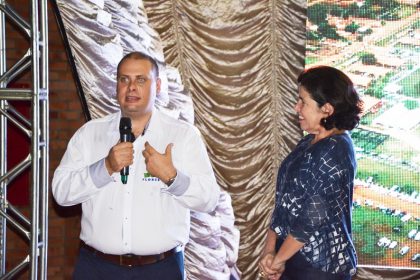 40710-robson-trevisan-apresentou-o-evento