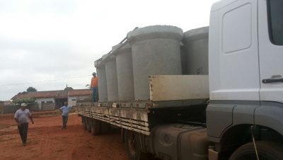 42070-descarregamentos-de-tubos-para-drenagem