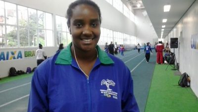 43678-monique-alvarenga-conquista-9-colocacao-no-arremesso-de-peso