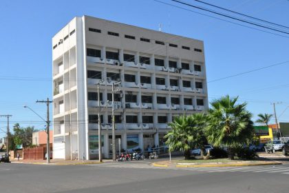 45063-fachada-prefeitura