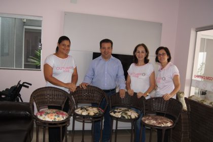 45995-secretario-de-desenvolvimento-economico-com-representantes-da-rede-feminina-de-combate-ao-cancer